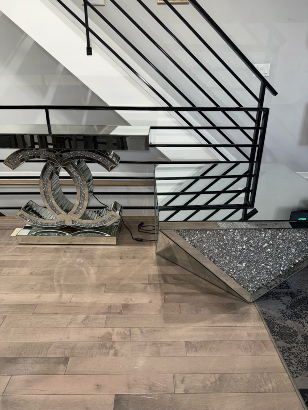 Mirrored Decorative CC Logo Accent Piece - Silver